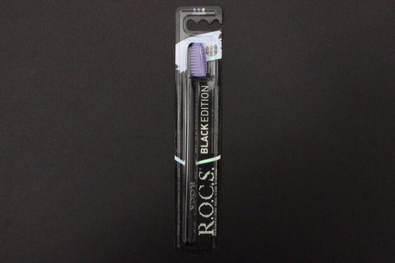 Зубная щетка "R.O.C.S" Black Edition Classic для взрослых сиреневая 1