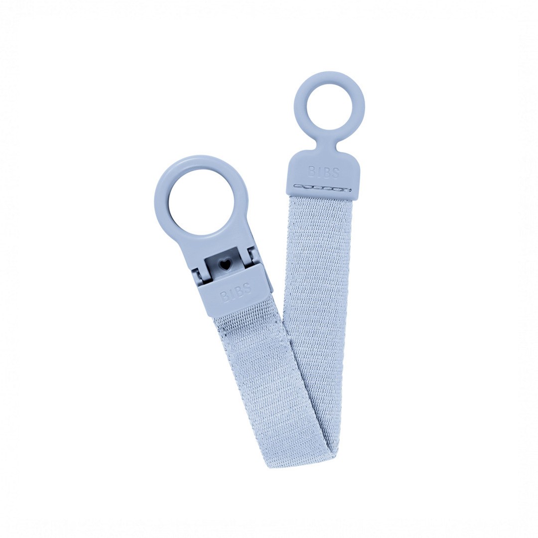 fdedde94b72e56d1eca324fee31fa28a_072626200704.jpeg Держатель для пустышки BIBS Clip Loop Dusty Blue 1