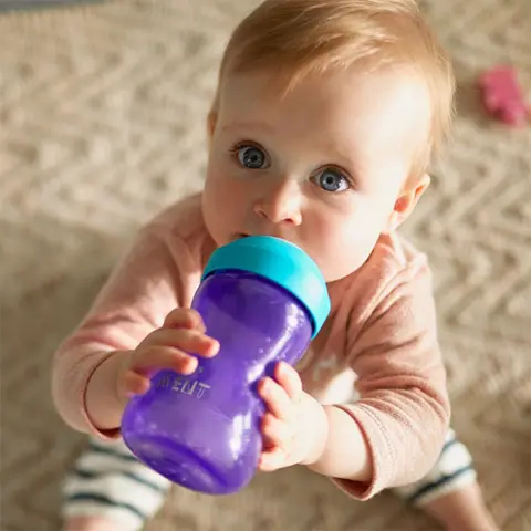 Фото Чашка-непроливайка Philips Avent 9м SCF802/02