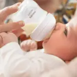 Набор пластиковых бутылочек Philips Avent Natural Response 0+ мес. (+щётка и пустышка) SCD838/11 — 2