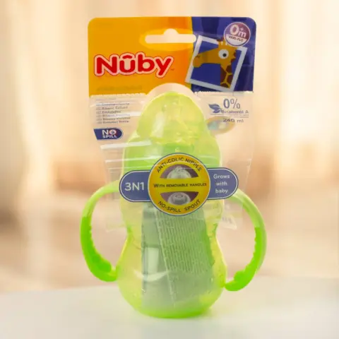 Фото Nuby Детская Бутылочка Тренировочная с соской и ручками Evolution Bottle 3в1