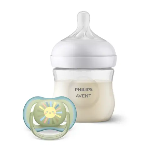 Фото Пластиковая бутылочка Phlips Avent Natural Response 125 мл с пустышкой 0+ мес SCD837/10