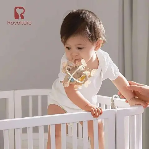 Фото Прорезыватель Royalcare Силиконовый Звездочка 3+ мес Бежевый