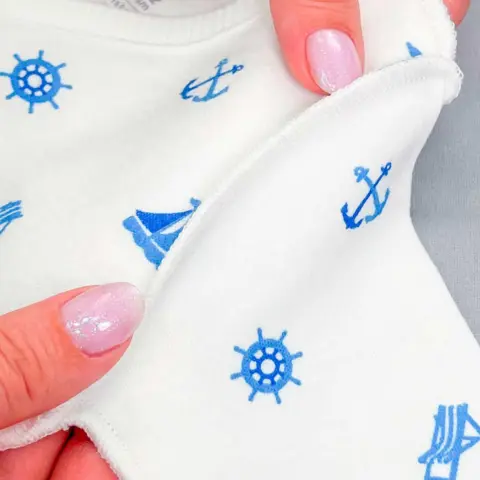 Фото Распашонка babycare море