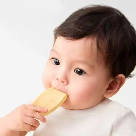 Фото Рисовое печенье Unique Baby со вкусом яблока 7шт