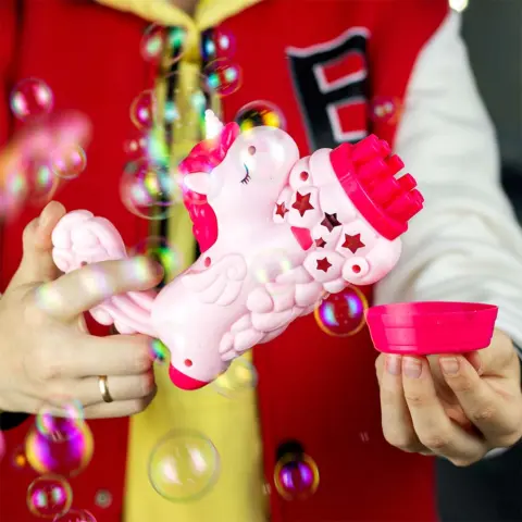 Фото Детский пистолет-генератор мыльных пузырей Bubble Unicorn