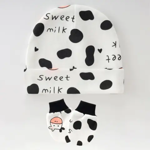 Фото Комплект Шапочка + царапки Sweet milk